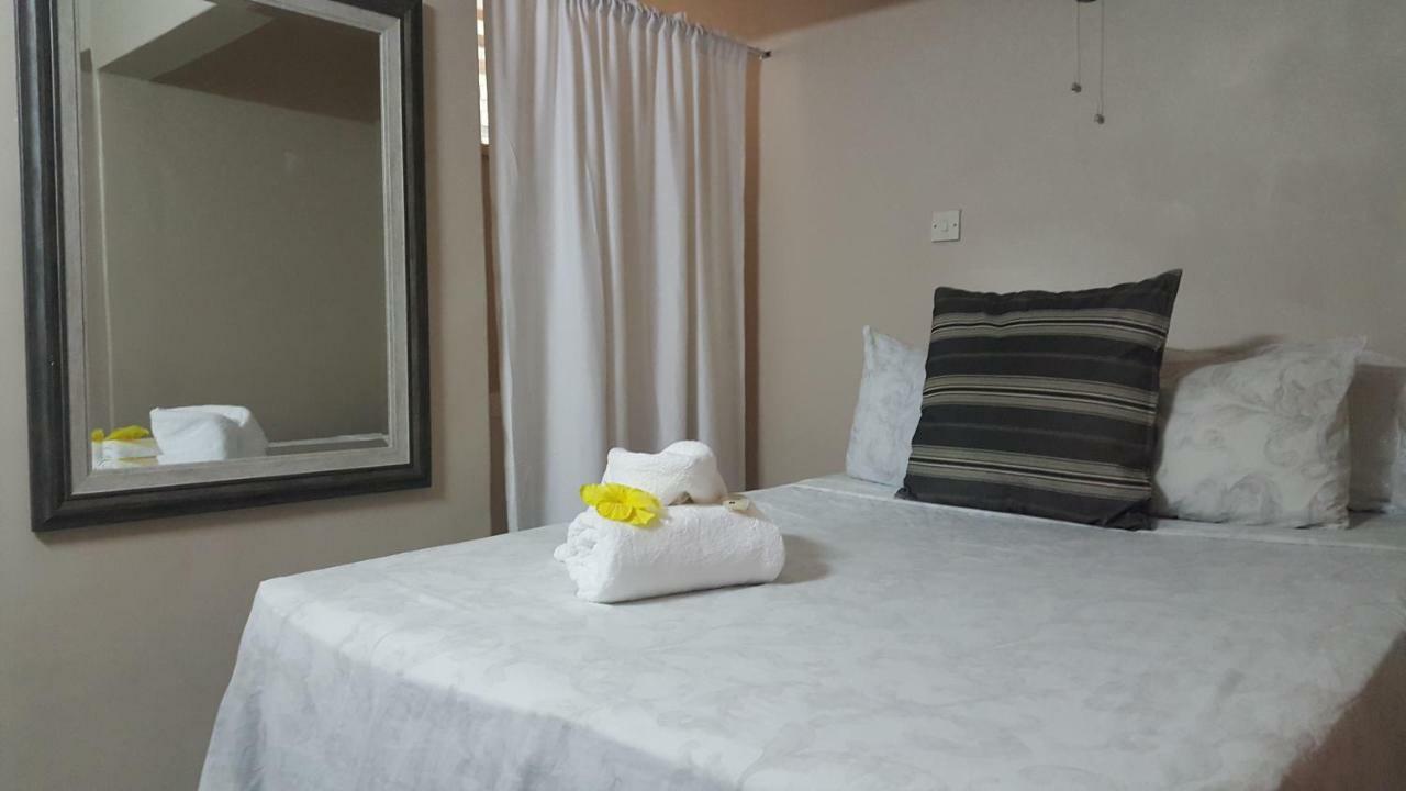 Rainbow Inn Grenville Zewnętrze zdjęcie