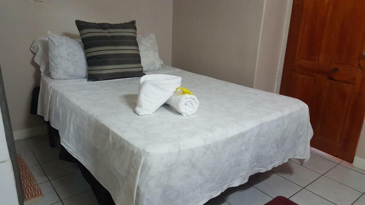 Rainbow Inn Grenville Zewnętrze zdjęcie