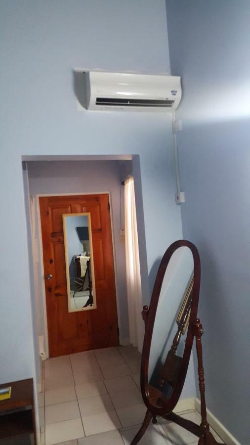 Rainbow Inn Grenville Zewnętrze zdjęcie